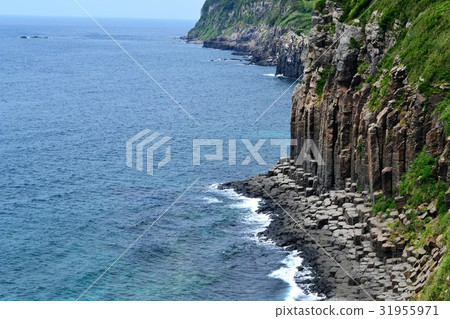 在Hirado Ishijima的鹽包的峭壁 31955971
