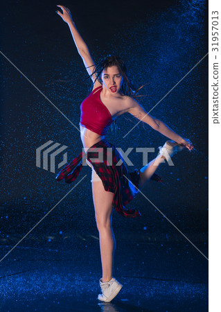 The young beautiful modern dancer dancing under 31957013