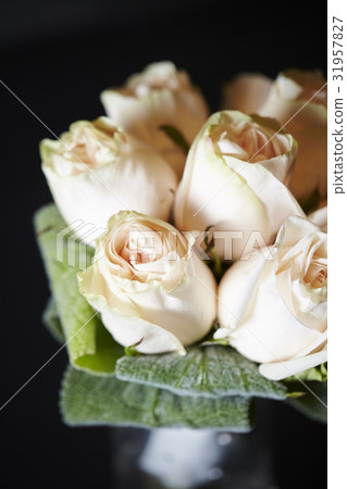 Bouquet of roses 31957827