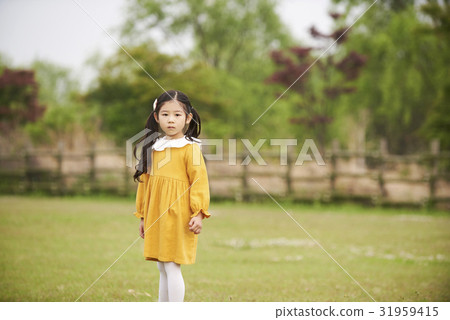 child child 31959415