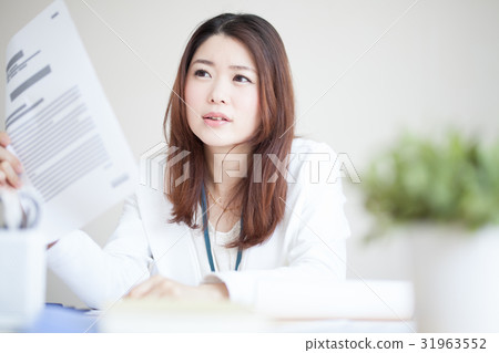 Desk work · OL 31963552