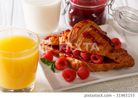 breakfast 31965155