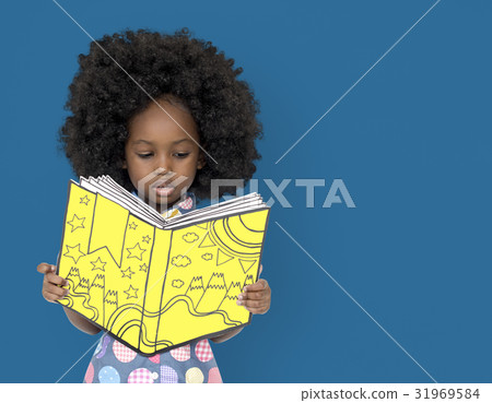 Little African Girl Reading a book 31969584
