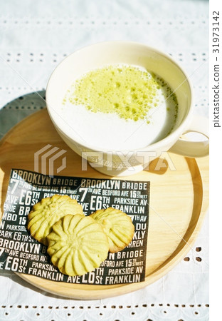Matcha, Matcha latte, Matcha squeezing out cookie Matcha, Matcha latte, Matcha squeezing out cookie 31973142
