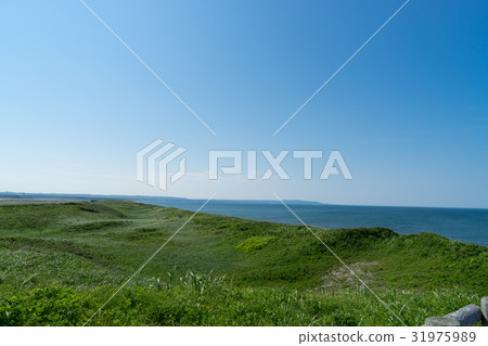 Landscape of Koshimizu Primary Garden and early summer Okhotsk Sea 31975989