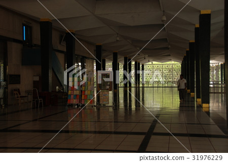 Inside of the National Mosque (Kuala Lumpur / Malaysia) 31976229