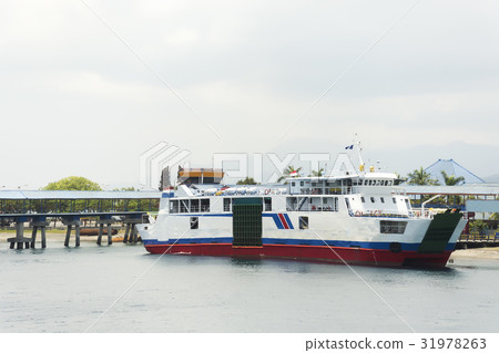 Ferry boat in Indian ocean, Indonesia Ferry boat in Indian ocean, Indonesia 31978263