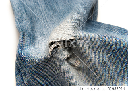 Damaged Jeans Damaged Jeans 31982014