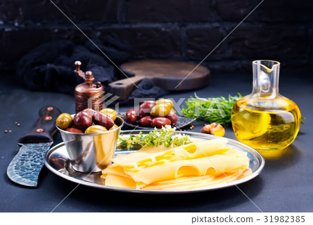 cheese cheese 31982385