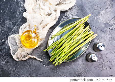 asparagus asparagus 31982677