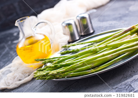 asparagus asparagus 31982681