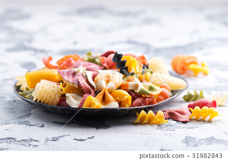 raw pasta raw pasta 31982843