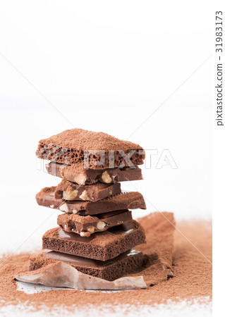 Photos tower of milk chocolate Photos tower of milk chocolate 31983173