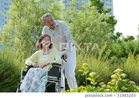 長期護理，養老保健 31983203