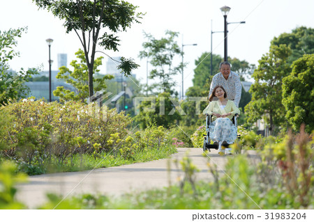 Long-term care, old-age care 31983204