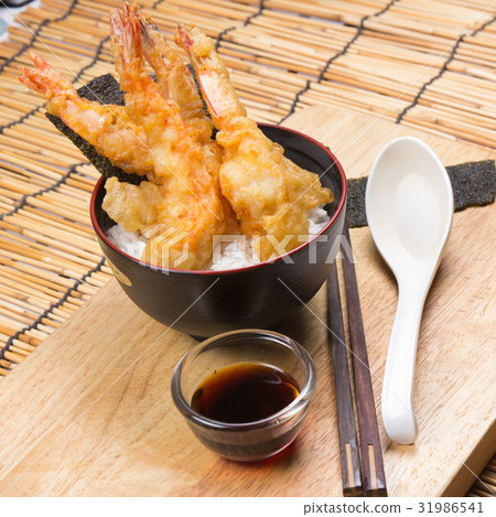 Tempura on rice Tempura on rice 31986541
