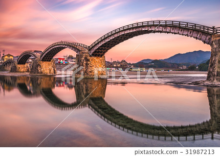Iwakuni Bridge, Japan Iwakuni Bridge, Japan 31987213