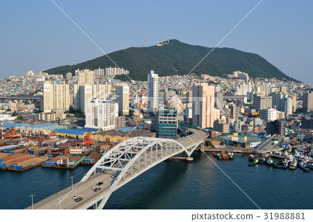 Horaiishi and Busan Bridge 31988881