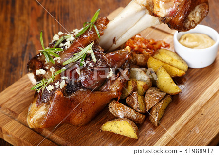 knuckle roast knuckle roast 31988912