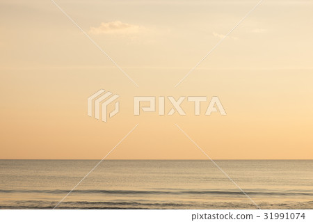 Beautiful sea of summer background 31991074