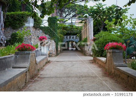 Villa Cimbrone in Ravello Amalfi Coast Italy Villa Cimbrone in Ravello Amalfi Coast Italy 31991178
