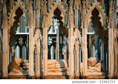 Tomb of King Edward II inside Gloucester Cathedral 31991553