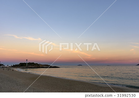 Dusk at Arpoador beach in Ipanema Rio de Janeiro 31992530