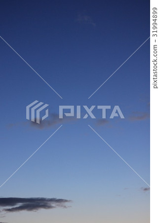 Sunny sky Sunny blue sky Winter sky Sunny sky Sunny blue sky Winter sky 31994899