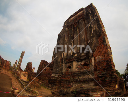 Wat Phra Sri Sanphet at Ayutthaya Thailand. 31995390