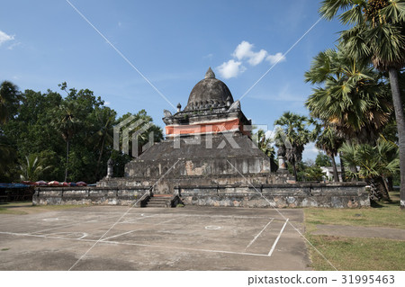 Wat Visounarath Temple in Luang prabang Wat Visounarath Temple in Luang prabang 31995463