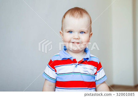Little boy at home Little boy at home 32001085