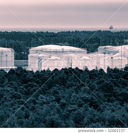 Fuel terminal in Riga 32002137