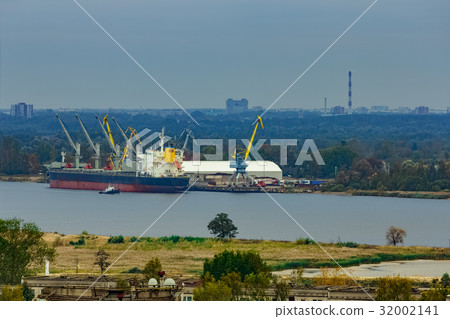 Cargo ship loading Cargo ship loading 32002141