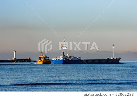 Blue cargo ship 32002288