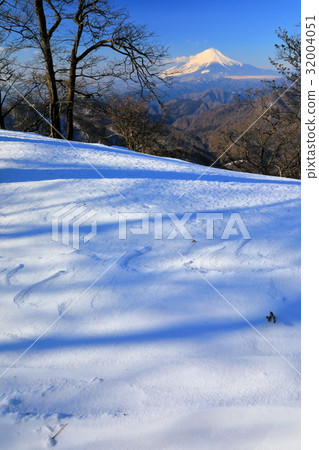 從Tanzawa·Tonodake山脊線看冬天的富士山 從Tanzawa·Tonodake山脊線看冬天的富士山 32004051