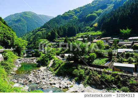 夏天山村風光 32004313