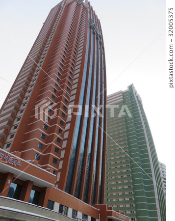 Tall skyscrapers at the Future Scientist Street (North Korea / Pyongyang) 32005375