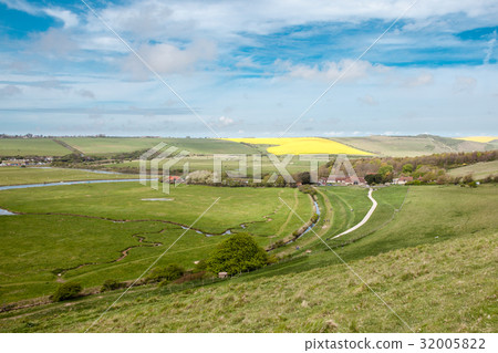 View of Cuckmere river and the valley 32005822