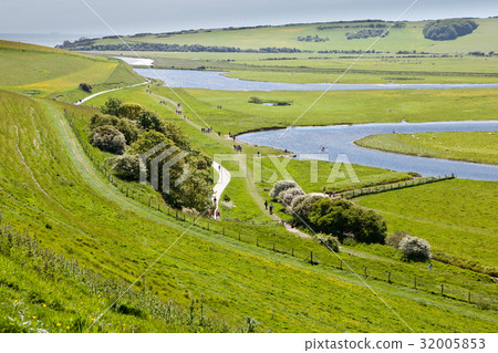 View of Cuckmere river and the valley 32005853