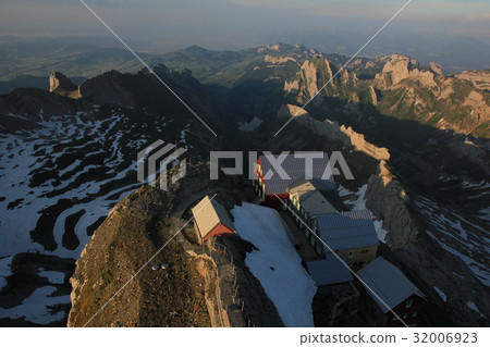 Evening scene on Mount Santis 32006923