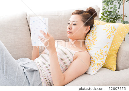 讀沙發女士 讀沙發女士 32007353