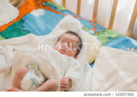 新生兒 baby 嬰兒 32007360