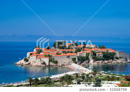 Sveti Stefan island in Budva, Montenegro 32008799