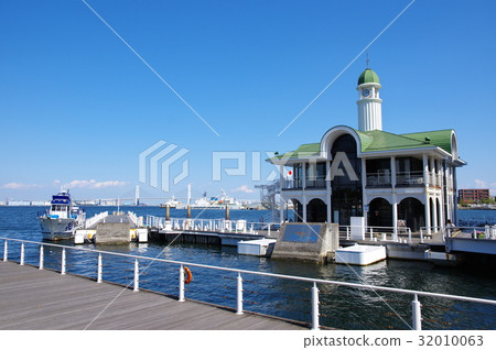 Pukarisanbashi (Yokohama Port) 32010063