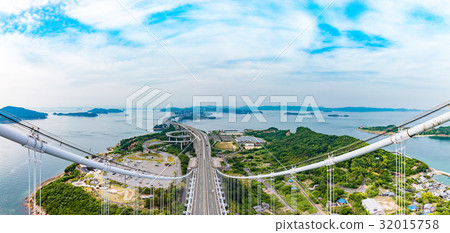 Seto Ohashi Bridge [From the north tower Santo Seto Ohashi main tower] 32015758