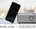 Wireless Speaker connected to Mobile phone 32016028