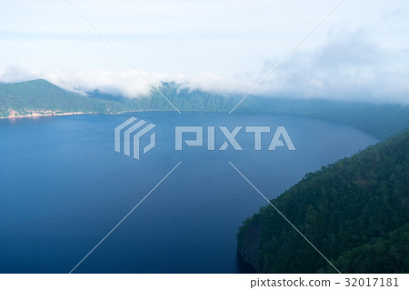 Landscape of Lake Mashu seen from Mu Circle Third Observation Deck 32017181