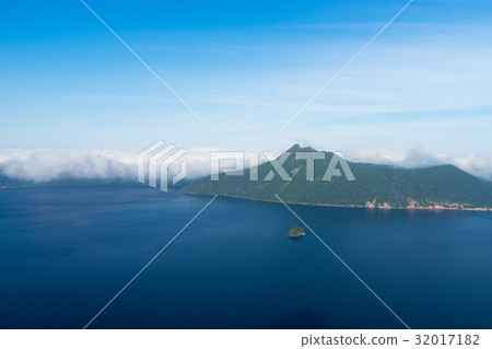Landscape of Lake Mashu seen from Mu Circle Third Observation Deck 32017182