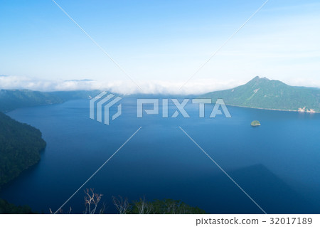 Landscape of Lake Mashu seen from Mu Circle Third Observation Deck 32017189