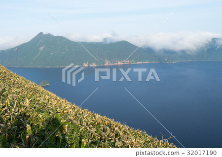 Landscape of Lake Mashu seen from Mu Circle Third Observation Deck Landscape of Lake Mashu seen from Mu Circle Third Observation Deck 32017190
